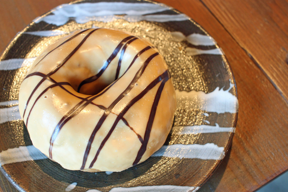 知らなきゃ損！ステキな古民家で味わう「豆豆」のリッチドーナツ｜そら